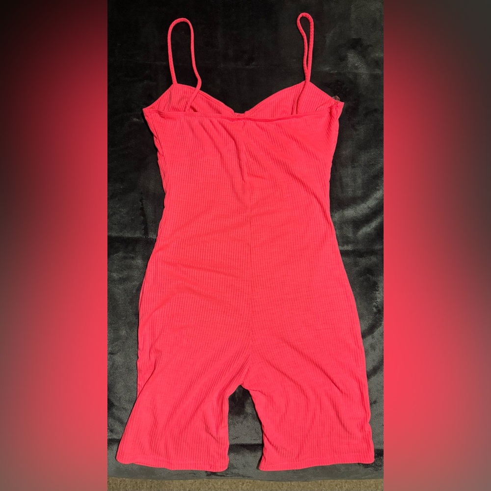 Romper - Picture 2 of 4